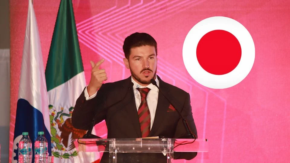 Image - Tu Vecino Informa Samuel-garcía-y-sus-vacaciones-de-lujo-a-asia-gira-japón-corea-nuevo-león-presupuesto-económico-crisis-en-nuevo-león