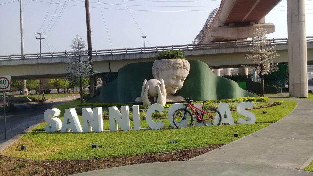 Monumento En San Nicolás De Los Garza, Nuevo León - Tu Vecino Informa