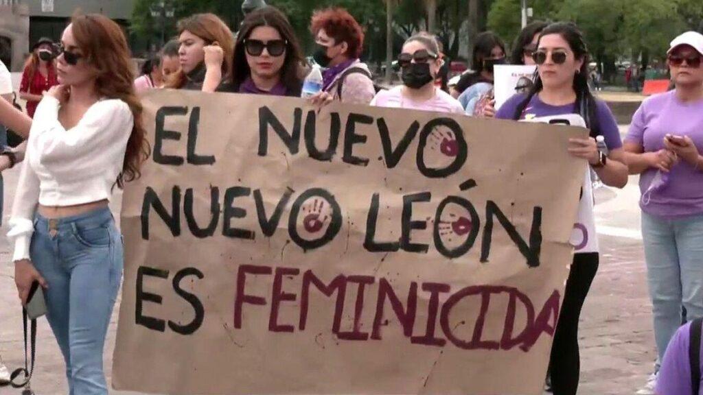 Nuevo León Feminicida Pancarta - Tu Vecino Informa