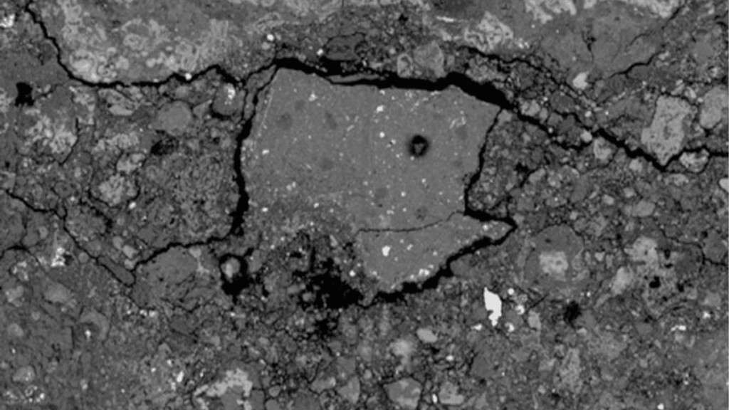 Nasa - Tu Vecino Informa Científicos De La Nasa Analizan Un Meteorito Valioso - Tu Vecino Informa